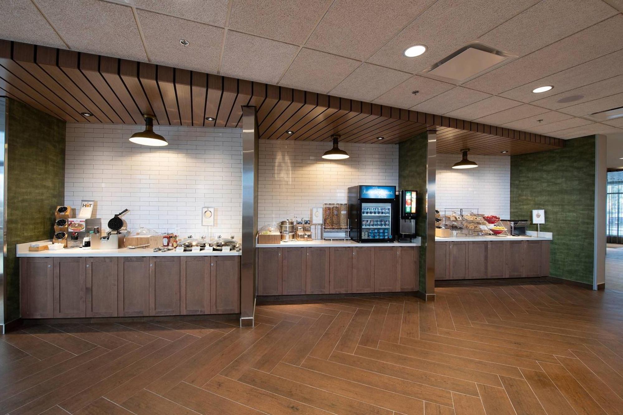 Hotel Fairfield By Marriott Edmonton International Airport Nisku Exterior foto